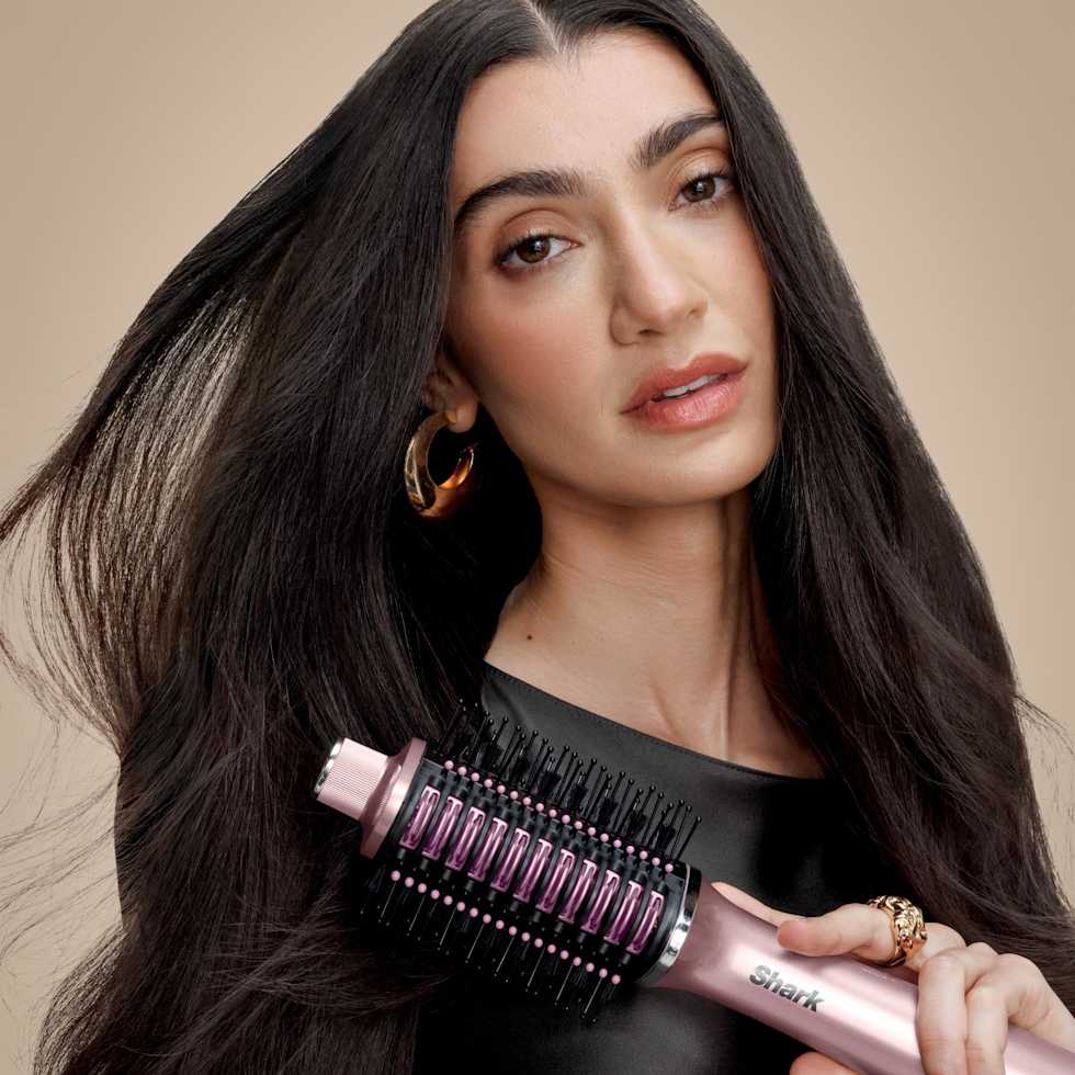 Shark Glossi™ Blow Dryer Brush in Raspberry - Image 6